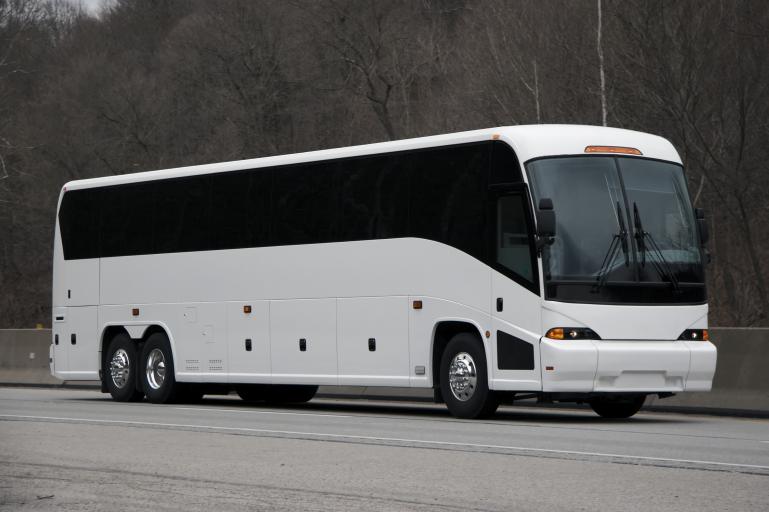 Los Angeles 47-56 Passenger Charter Buses